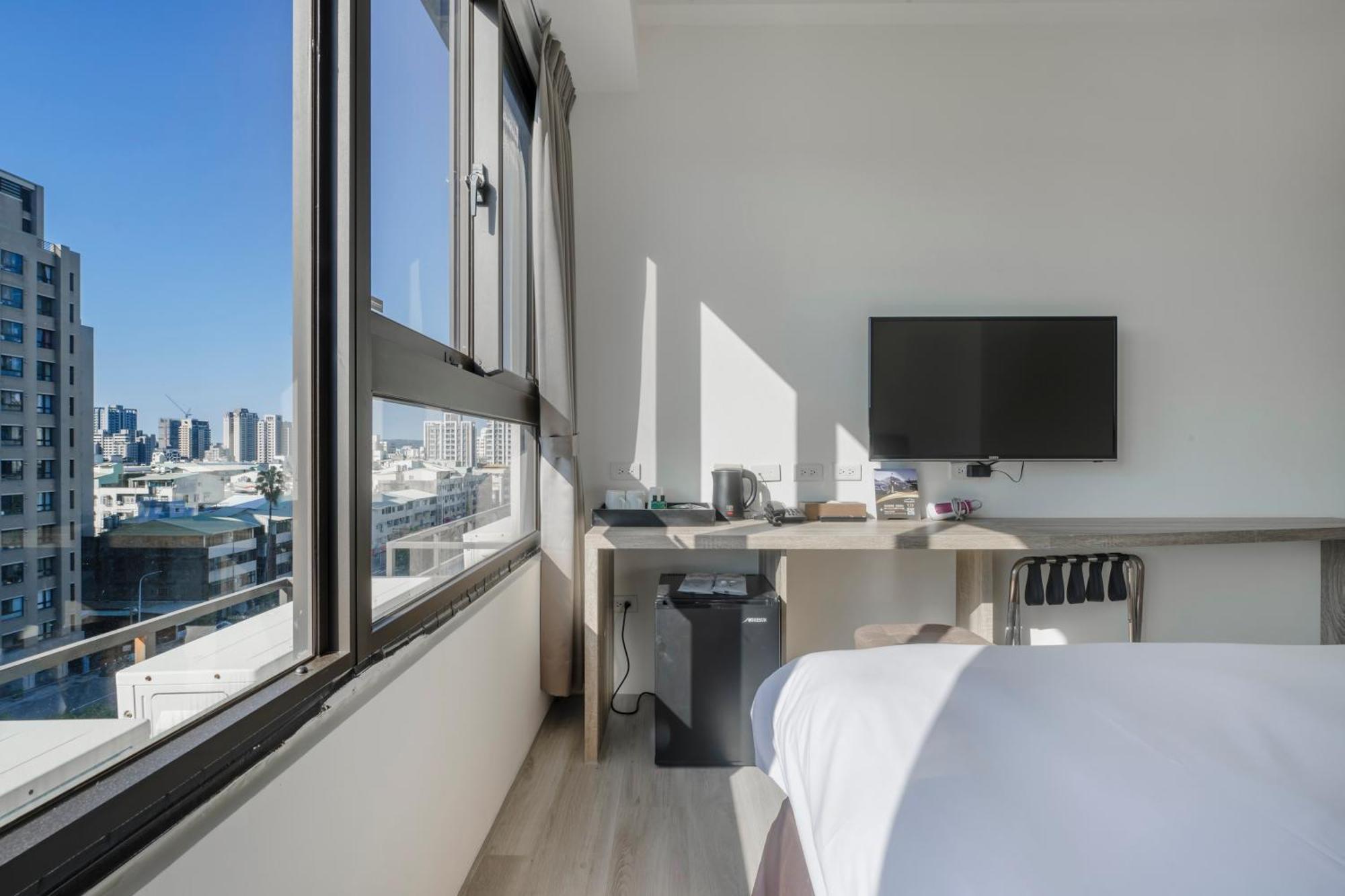 Check Inn Express Taichung Fuxing Eksteriør billede